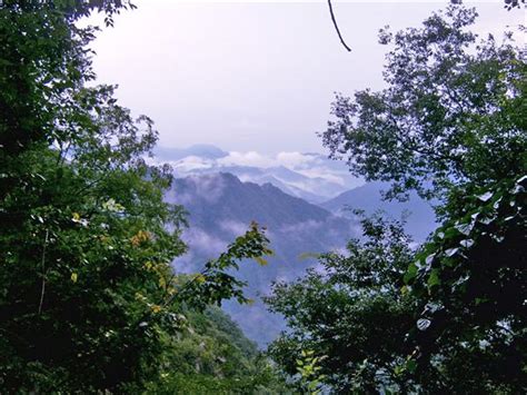  Baiyunshan National Forest Park - Luontoa ja historiaa yhdistäen kauniilla näköaloilla!