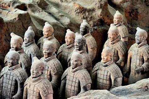 Xi'an Qin Shi Huang Mausoleum! Uncover History and Marvel at Terracotta Warriors!